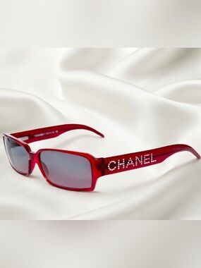 Like New CHANEL Red Rectangular Sunglasses with Crystal Logo Temples #075